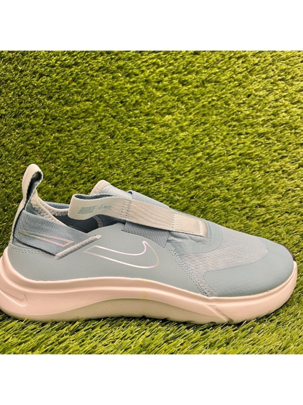 Nike Flex Plus Boys Size 6.5Y Worn Blue Athletic Walking Slip On Shoes Sneakers